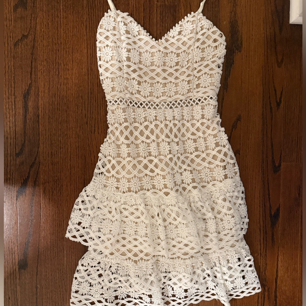 Baevely white dress size small